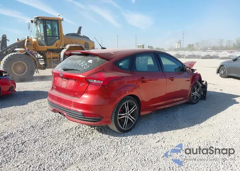 2018 Ford Focus St z USA, uszkodzony, nr VIN 1FADP3L9XJL246049